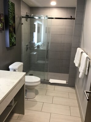 Hair dryer, towels, soap, toilet paper - Beautiful waterfront 3 bedroom condo with beach and pool amenities  (Oyster Pond)