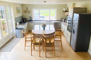 Basic House | Private kitchen | Fridge, microwave, oven, stovetop - Stunning 6-bed Country House With Heated Pool (Ashford)