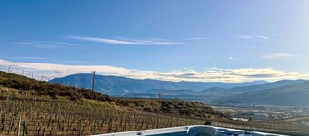 Oliver Oasis, Cab Franc: swim spa and 5 bdrm in the heart of wine country!