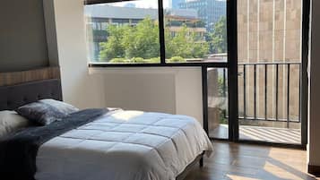 5 bedrooms, iron/ironing board, travel crib, free WiFi