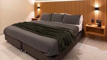 6 habitaciones, caja de seguridad en la habitación y escritorio