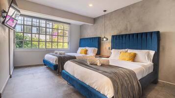 7 chambres, fer et planche à repasser, lit parapluie, Wi-Fi gratuit