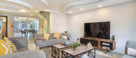 Smart TV, table tennis, books