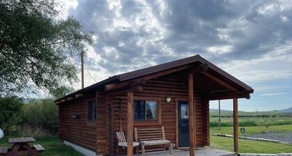 Queen Cabin #9 - Montana Mountain Views