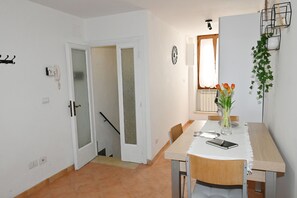 Dining - Marconi House (Acquapendente)