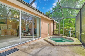 Terrace/patio - 1 Mi to Rainbow Springs State Park: Home w/ Lanai! (Dunnellon)