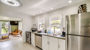 Coffee/tea maker, fridge, microwave, stovetop - Riverfront Tennessee Retreat w/ Patio & Boat Ramp! (Elizabethton)