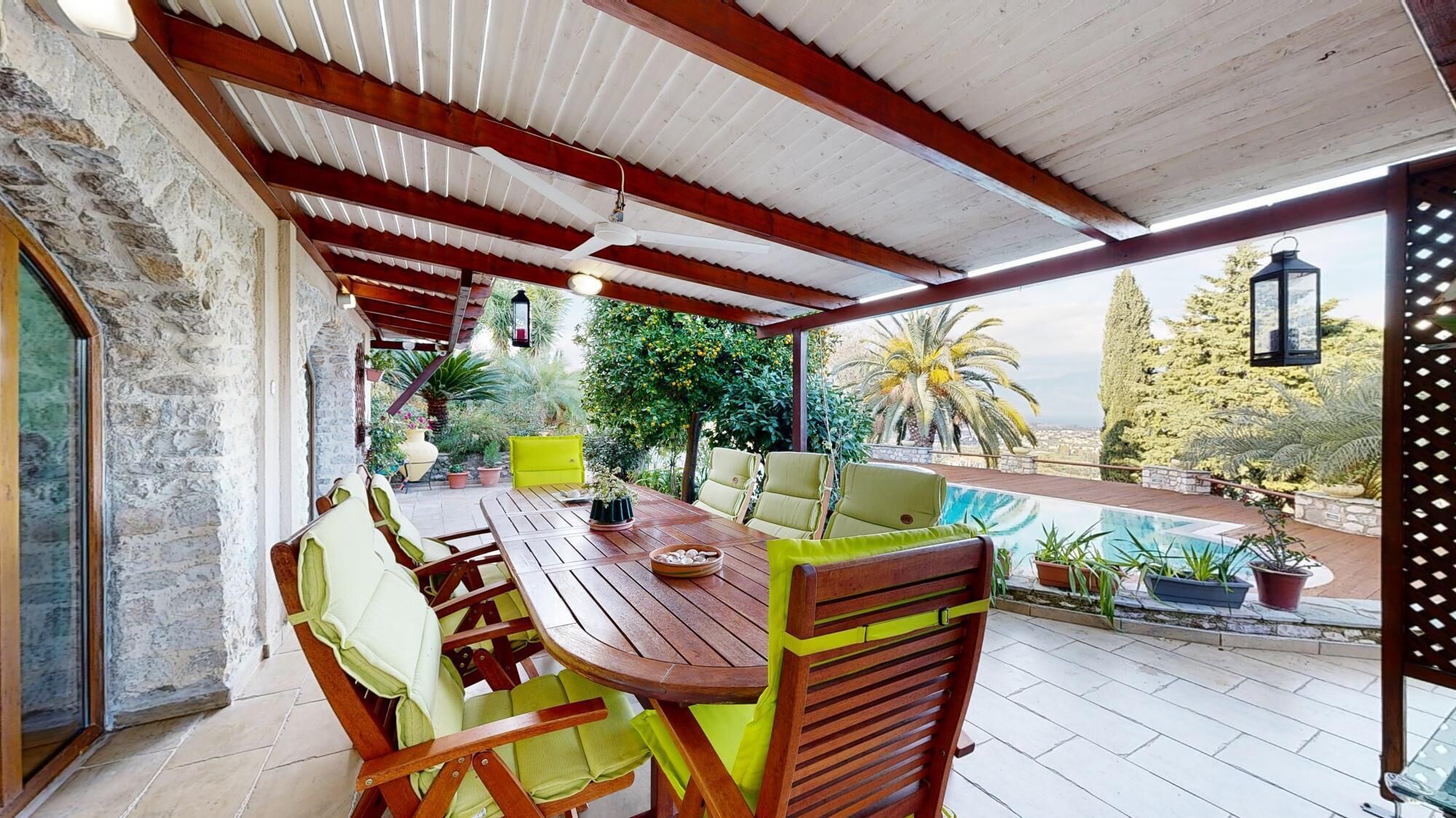 Vila, akses difabel | 2 kamar tidur dan meja kerja