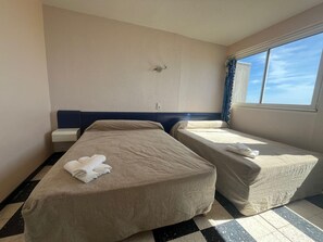 2 bedrooms