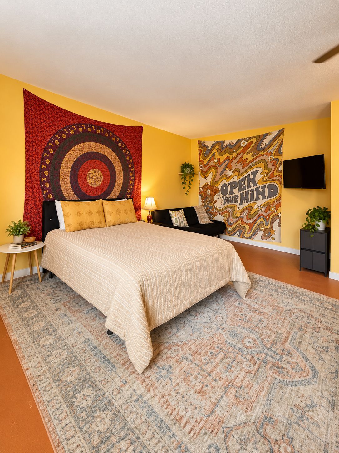 1 bedroom, in-room safe, WiFi, bed sheets