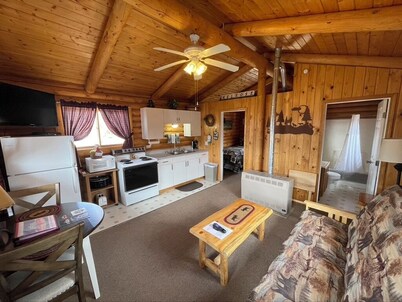 Queen Cabin #10  - Montana Mountain Views