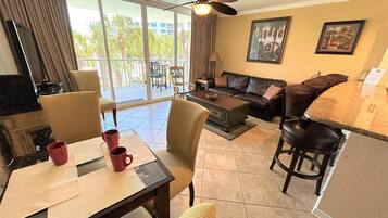 Condo, 1 King Bed with Sofa bed (Destin West Bayside Pelican #302) | Living area | TV