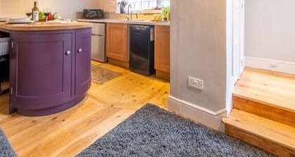 Jollyboat Cottage,Blakeney,fab Bolthole for a couple,Close to Quay,Pubs & shops