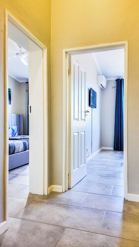 Impeccable 2-bed Apartment in Victoria Falls