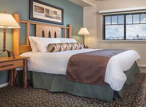 2 sovrum, strykjärn/strykbräda och sängkläder