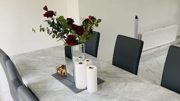 House | Dining