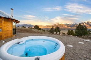 Outdoor spa tub - Mountain Yurt: Luxe Yellowstone Cabin | Condé Nast (Emigrant)