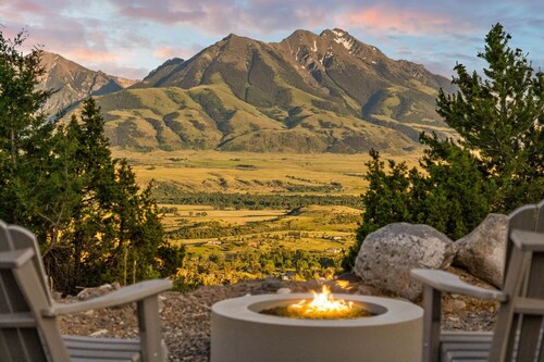 Mountain Yurt: Luxe Yellowstone Cabin | Condé Nast