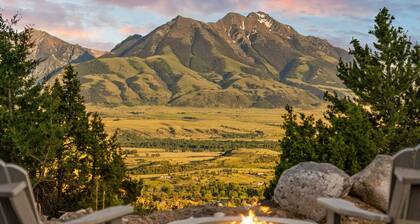 Mountain Yurt: Luxe Yellowstone Cabin | Condé Nast