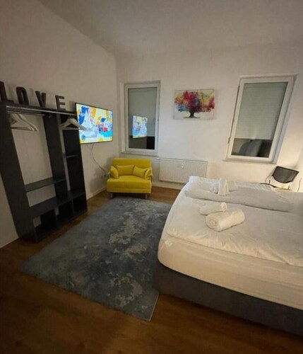 Bahnhofstraße in Weiden, ZENTRAL