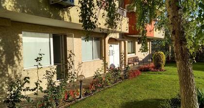 Apartment 2-Zimmer Varna Zelenika Asparuhovo direkter Zugang zum Garten / Pool