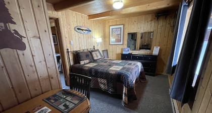 Two Bedroom Suite - Montana Mountain Views
