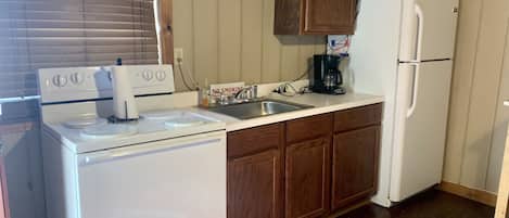 Fridge, microwave