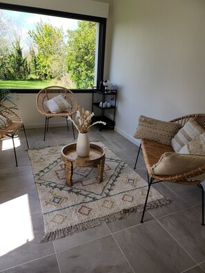 Interior - Kanevedenn - Maison Spacieuse Avec SPA Extérieur Privatif à 5 Minutes des Plages (Plounévez-Lochrist)