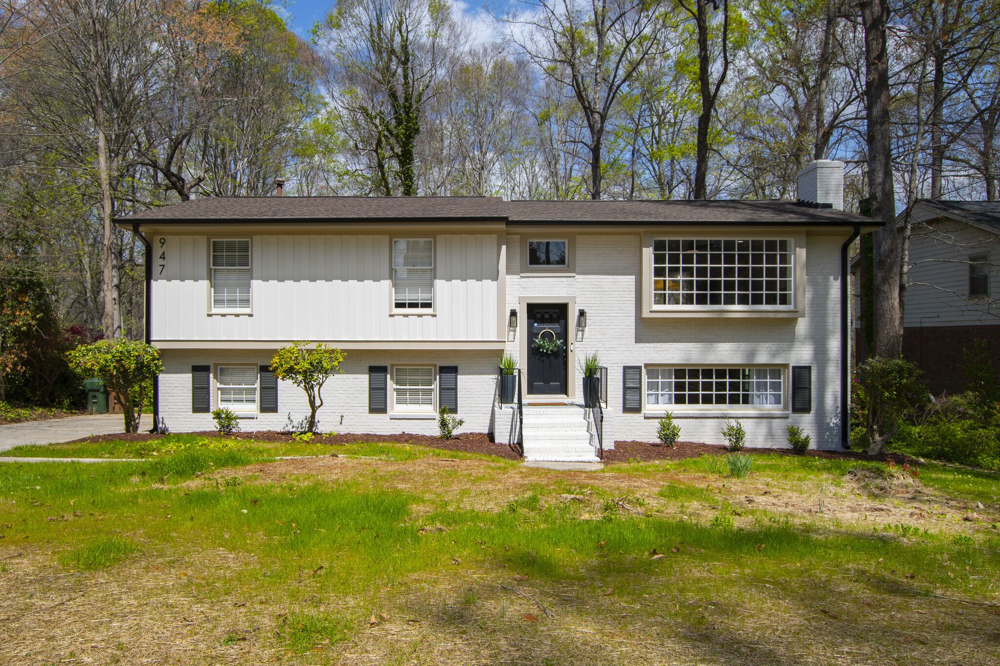 Fenton Haven Retreat for 14!