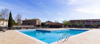 Le Jouarres - Appt climatisé avec piscine partagée