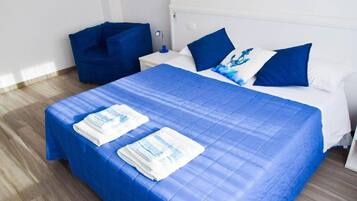 Deluxe trippelrum - viss havsutsikt | Ljudisolering och gratis wi-fi