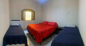 2 bedrooms, WiFi, bed sheets