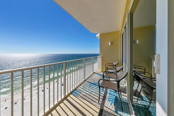 Property grounds - Boardwalk 2005 (Panama City Beach)