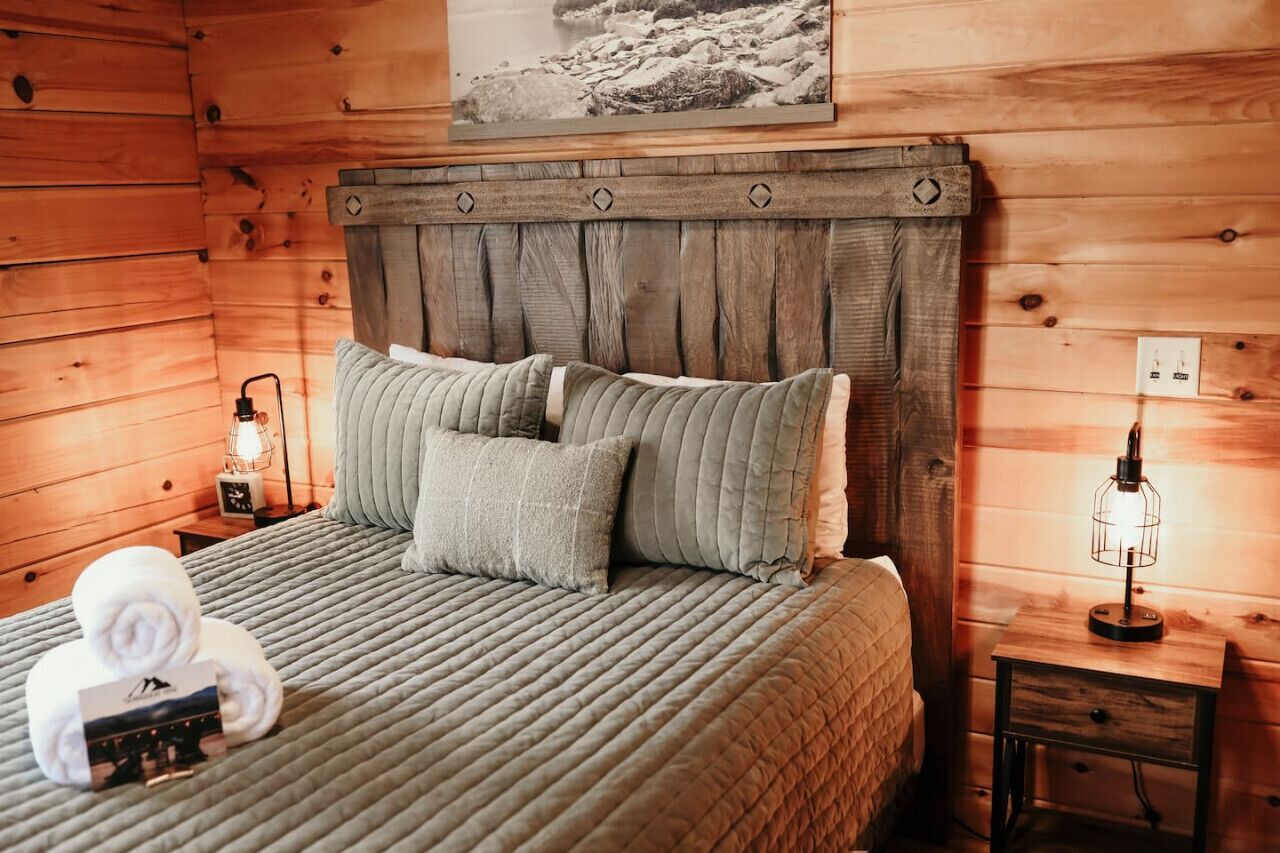 1 bedroom, desk, iron/ironing board, travel cot