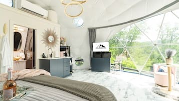 1 makuuhuone, silitysrauta/-lauta, vauvan matkasänky, Wi-Fi