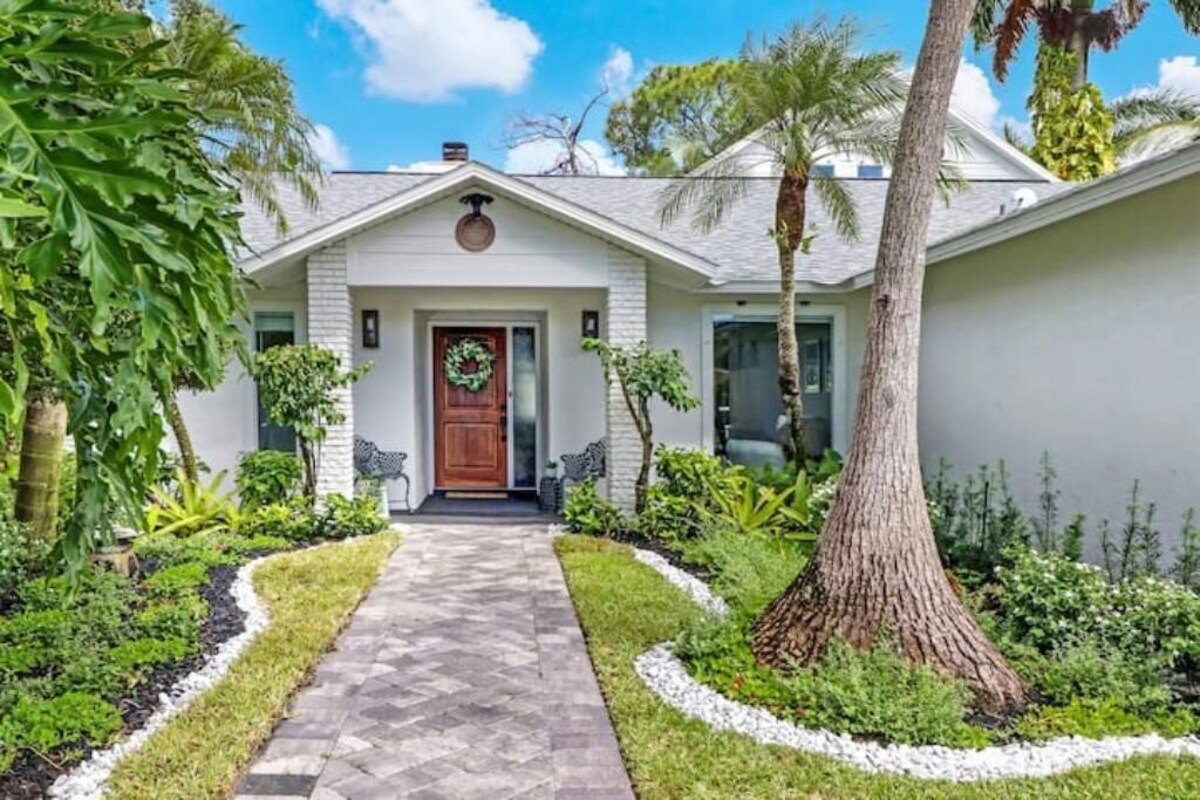 Photo 41 of 8 Minutes to the Beach, Family Size Beautifully Decorated de Luxe Villa