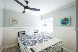 1 室のベッドルーム、デスク、アイロン / アイロン台、WiFi