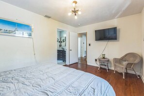 2 soveværelser, skrivebord, strygejern/strygebræt, Wi-Fi