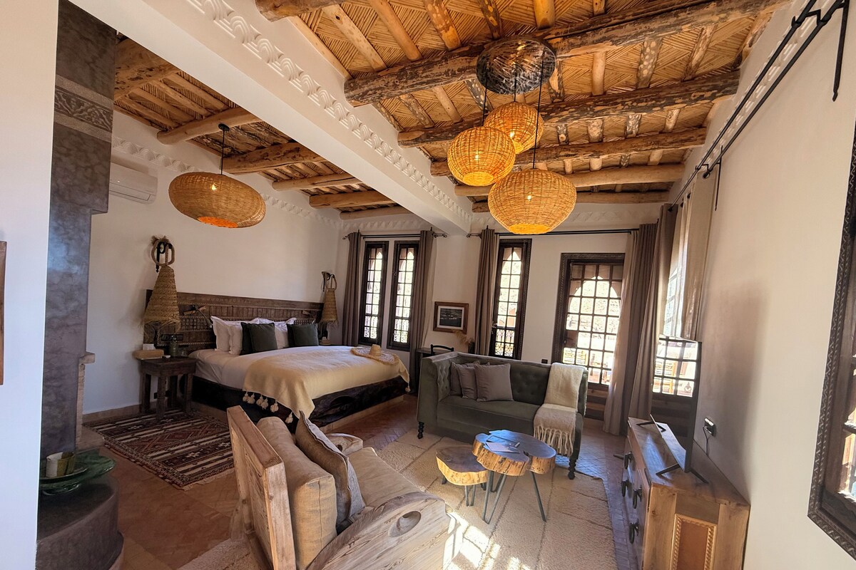 Two bedroom  family suite | In-room safe, desk, soundproofing, free WiFi