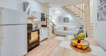 Dog-Friendly Fishkill Tiny House in Wine Country