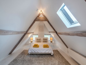 4 chambres, Wi-Fi gratuit, draps fournis