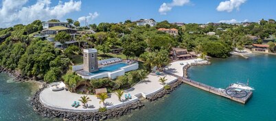 Mount Hartman Bay Estate Private Resort