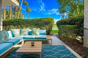 Terrace/patio - Casa de Luz in sunny Palm Springs (Palm Springs)
