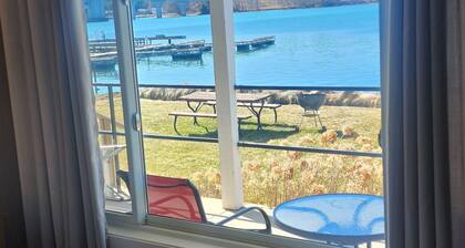 Snug Harbor Inn - Basic-Water 7 & 10