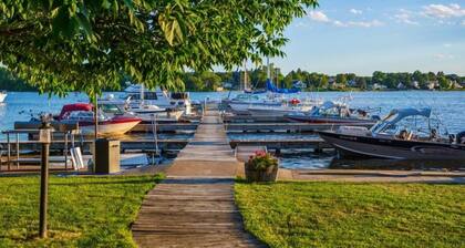 Snug Harbor Inn - Deluxe 8 & 9