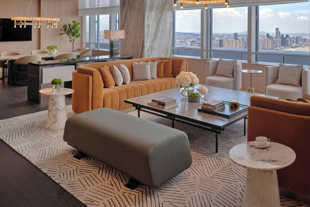 Suite estudio ejecutiva | Ropa de cama de alta calidad y edredones de plumas