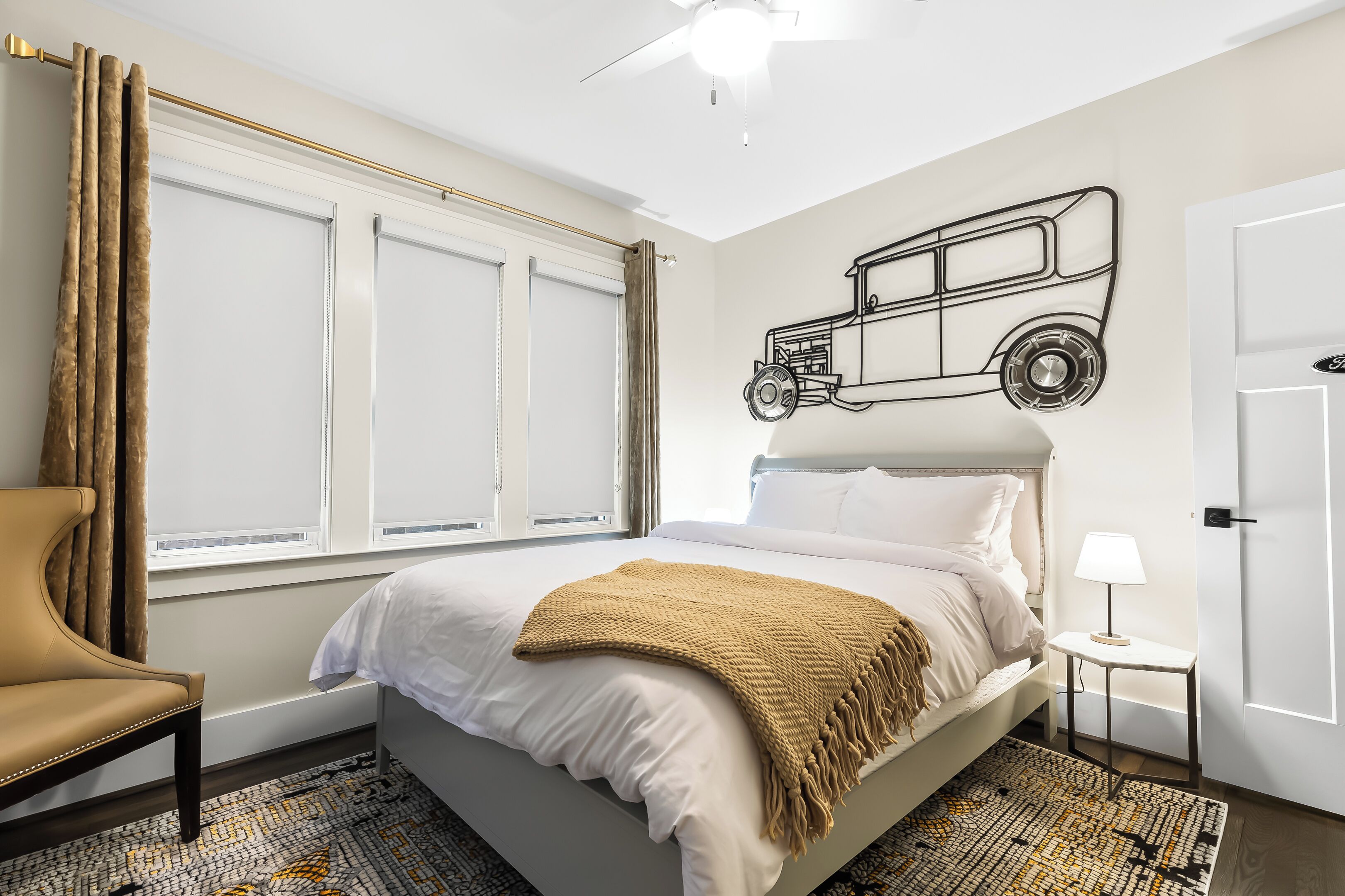 7 bedrooms, iron/ironing board, travel crib, WiFi (free)