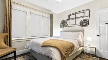 7 bedrooms, iron/ironing board, travel crib, WiFi (free)