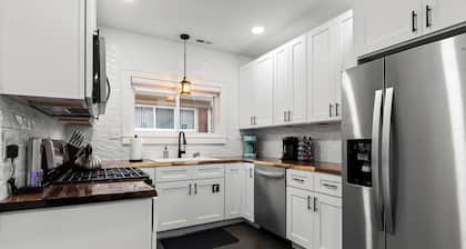 Entire home in Grosse Pointe Park ... Welcome to the MotorcityBnB!