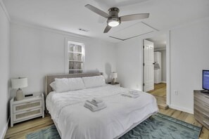 1 soverom, strykejern/-brett, wi-fi (inkludert) og sengetøy